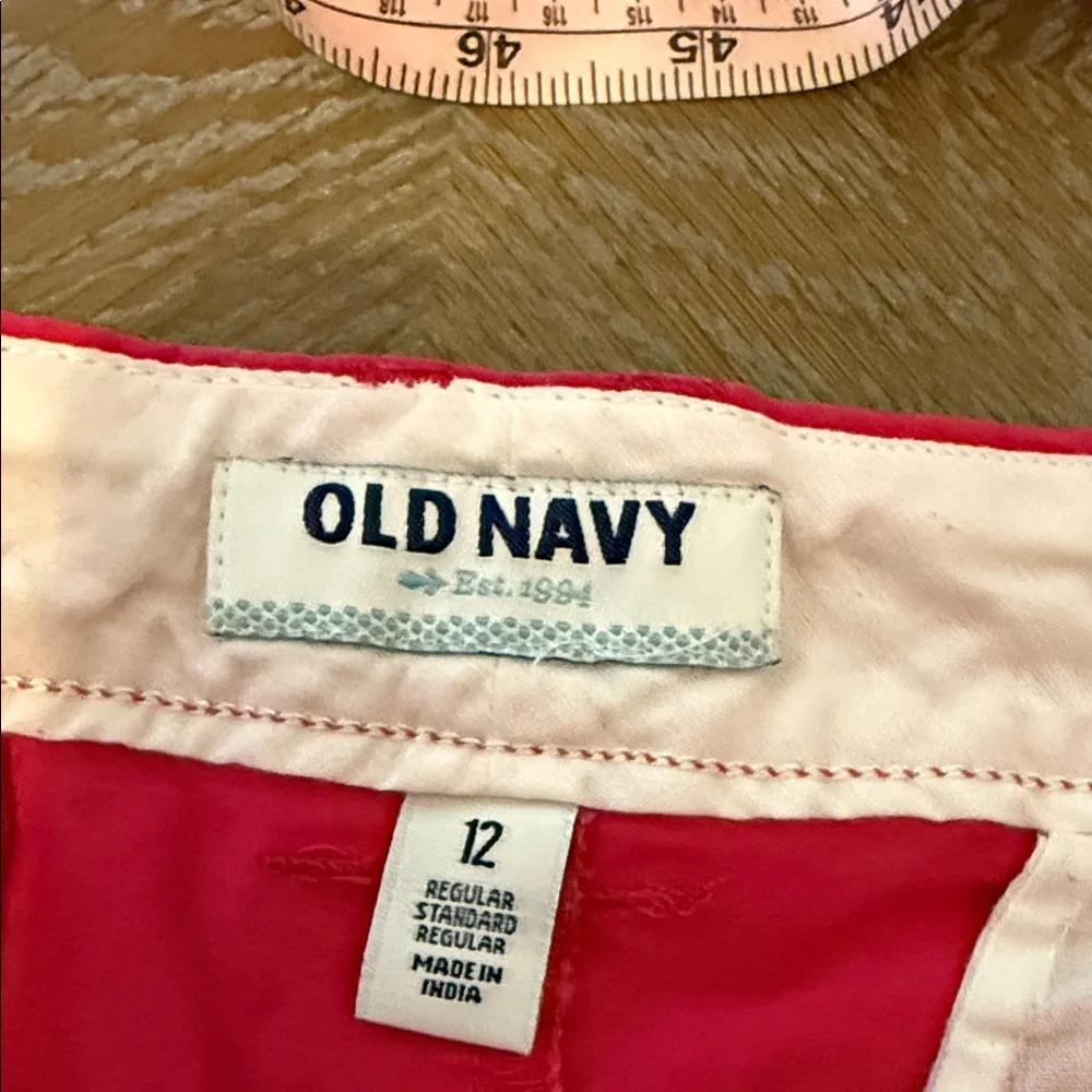 Old Navy Shorts - Picture 3 of 3